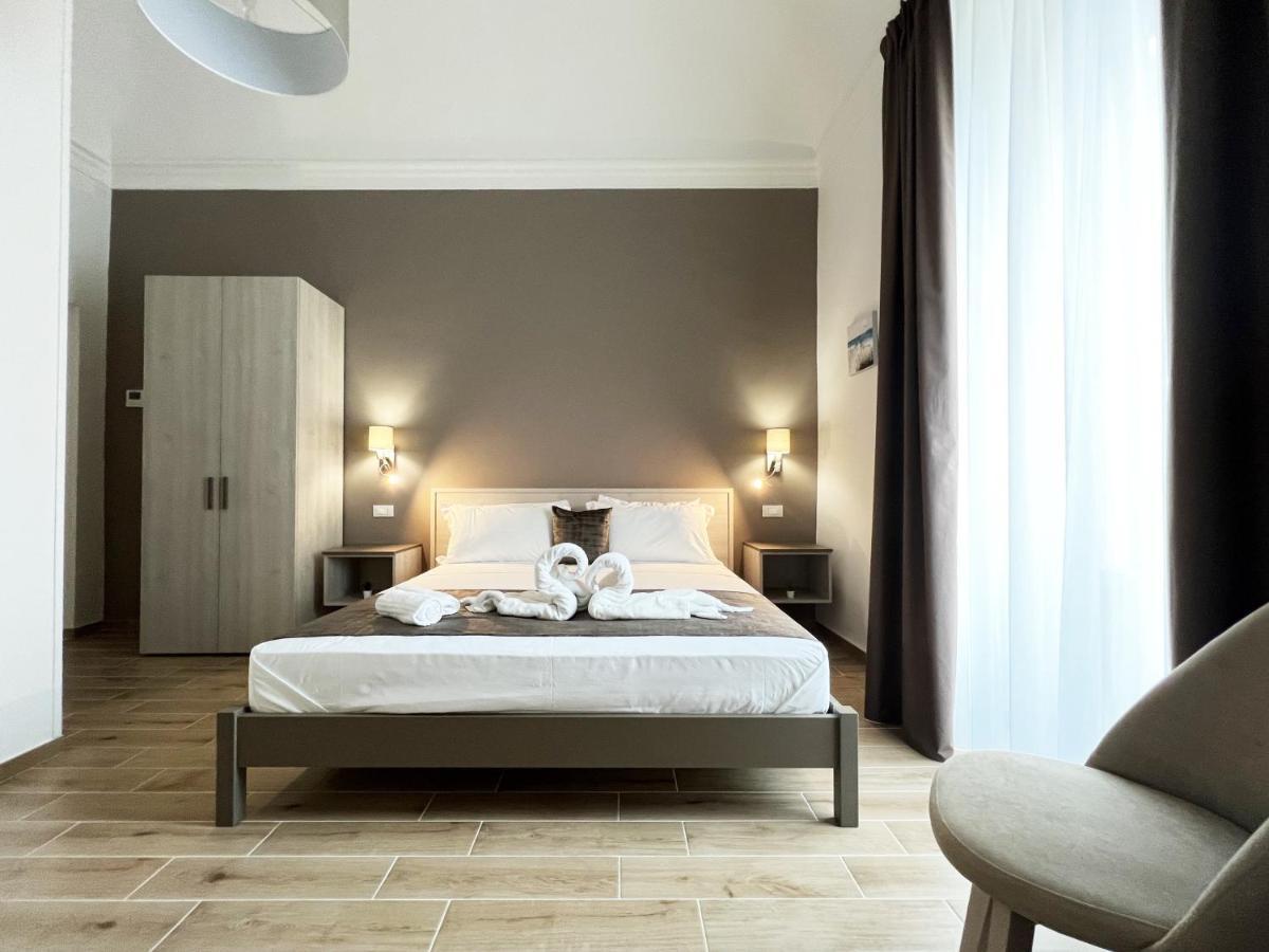 Nove Volte B&B คาตาเนีย ภายนอก รูปภาพ