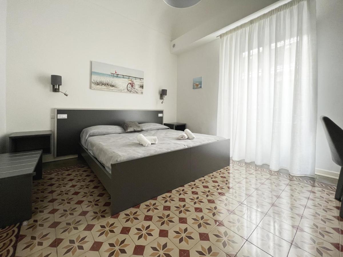 Nove Volte B&B คาตาเนีย ภายนอก รูปภาพ